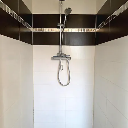 Grande Maison Familiale, Spacieuse Et Confortable *