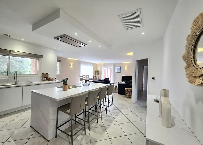 Casa de Férias Grande Maison Familiale, Spacieuse Et Confortable *