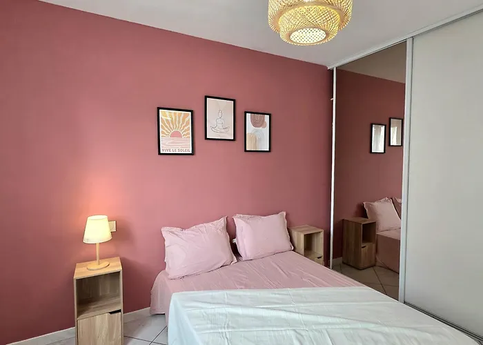Grande Maison Familiale, Spacieuse Et Confortable *